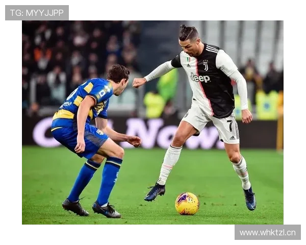 C罗家冰箱里塞满蛋白粉，连矿泉水都按毫升算着喝